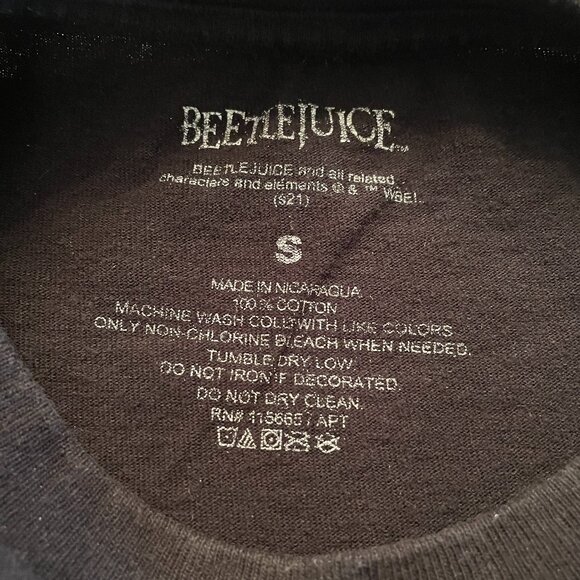 Beetlejuice T-Shirt Black Graphic Sandworm - Adult Size S - Picture 5 of 9